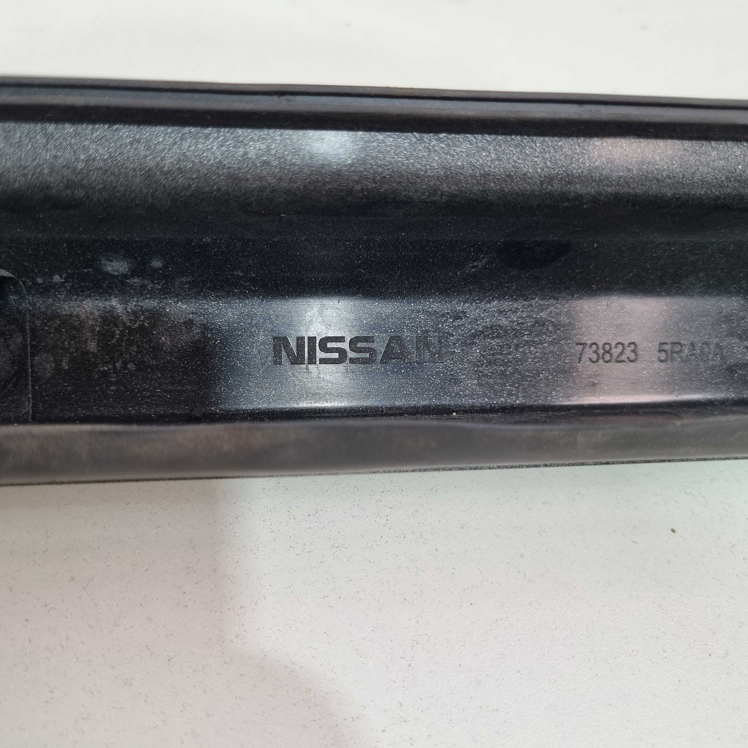 Friso Esquerdo Do Teto Nissan Kicks Modelos 2017/2021 Prata 8