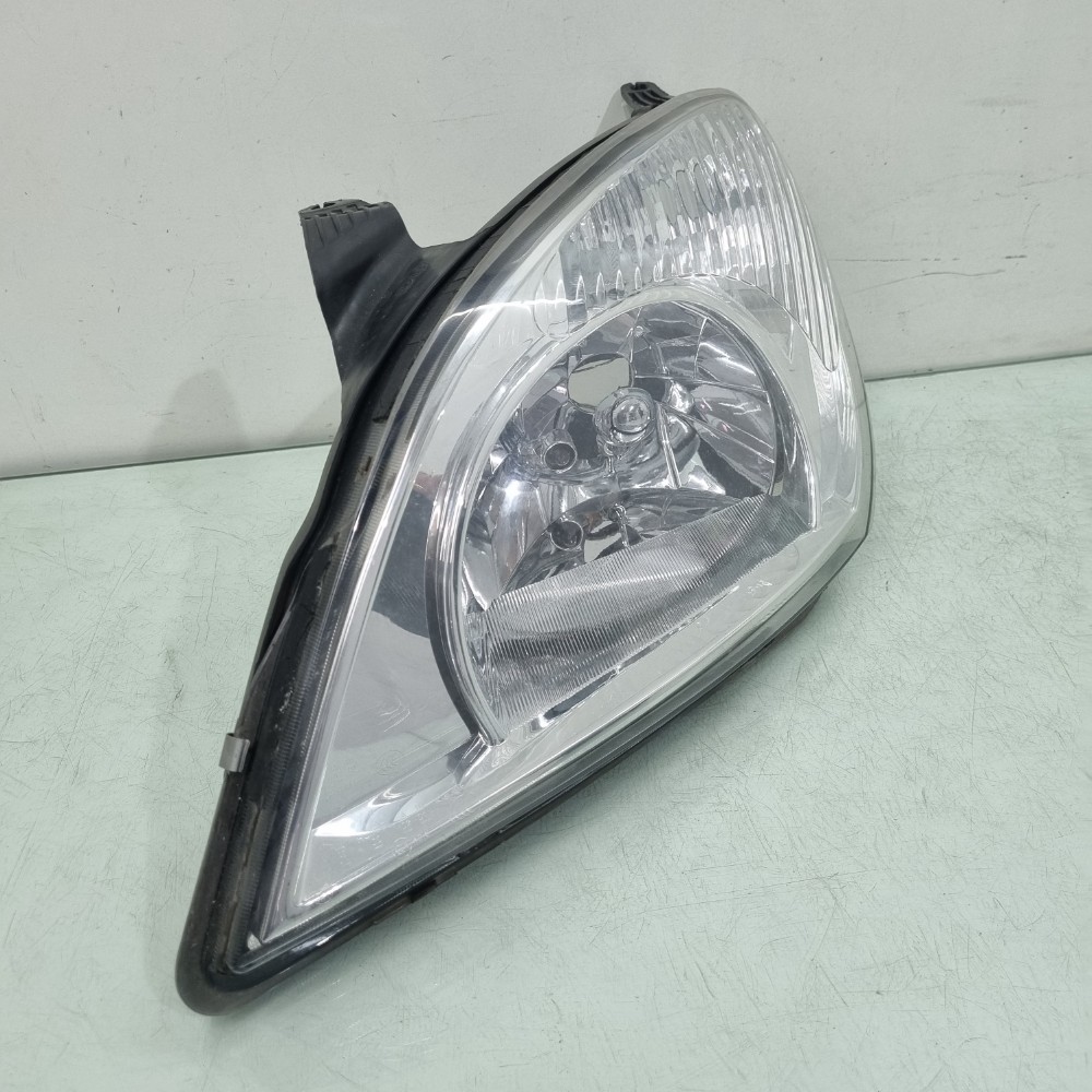 Farol Do Lado Esquerdo  Caoa Chery Tiggo Modelos 2010/2015 Esquerdo/motorista 3