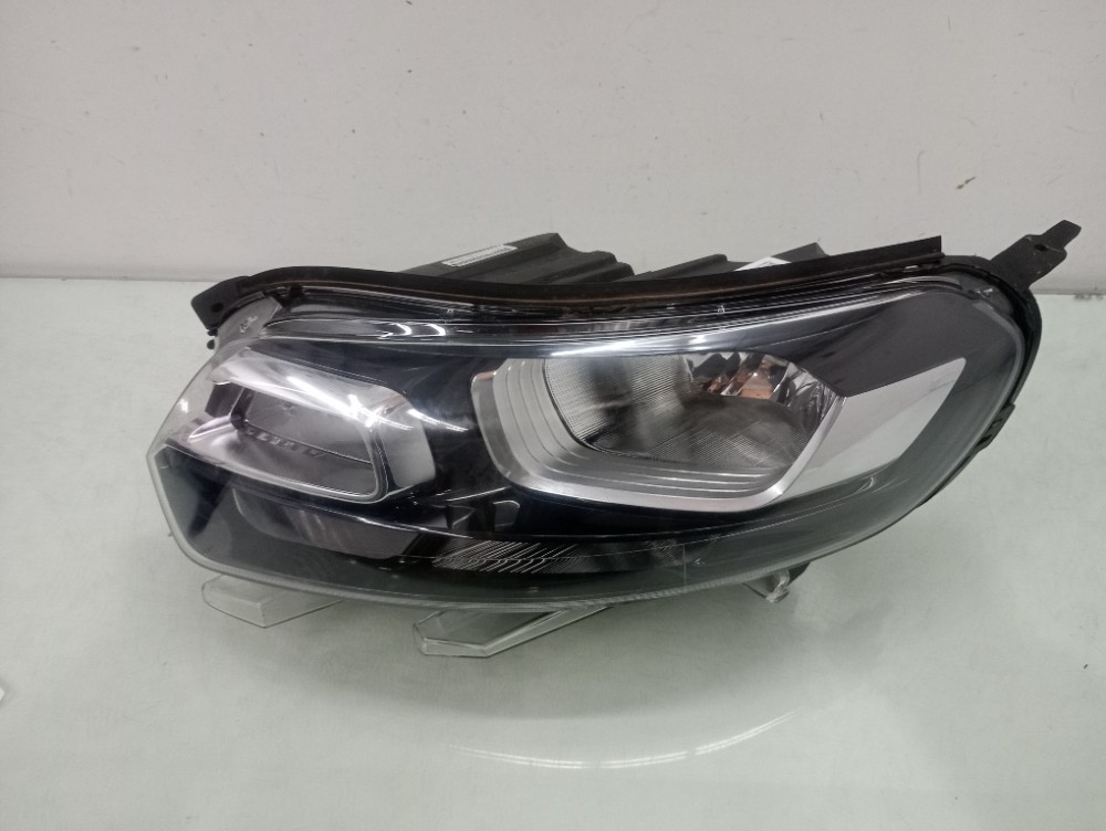 Farol Dianteiro Esquerdo Citroën Jumpy Recuperado 2018/2022 Esquerdo/motorista 2