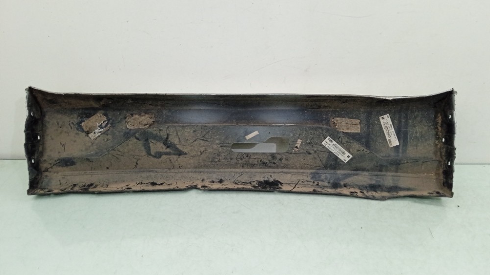 Parachoque Traseiro Central Vw Saveiro 2017/2023 Semi-novo 4