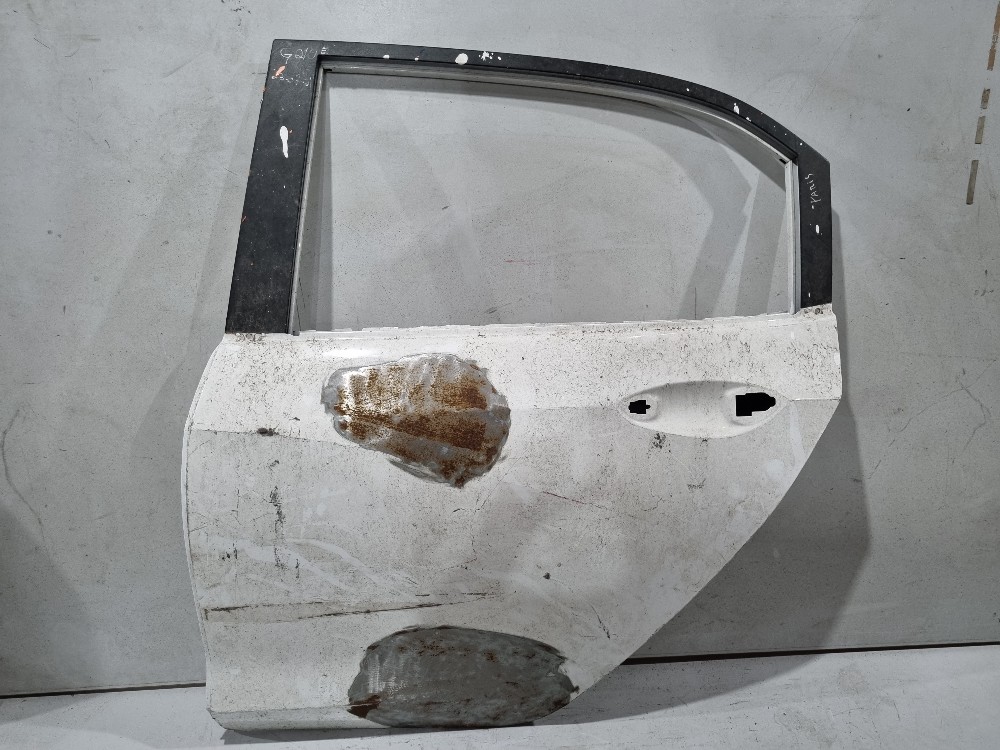 Porta Traseira Esquerda Chevrolet Onix Hatch 2020/2024 Traseira 1