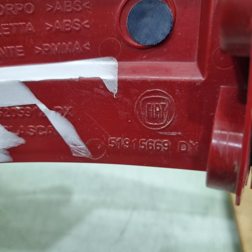 Refletor Do Parachoque Traseiro Fiat Strada 2014/2019 4