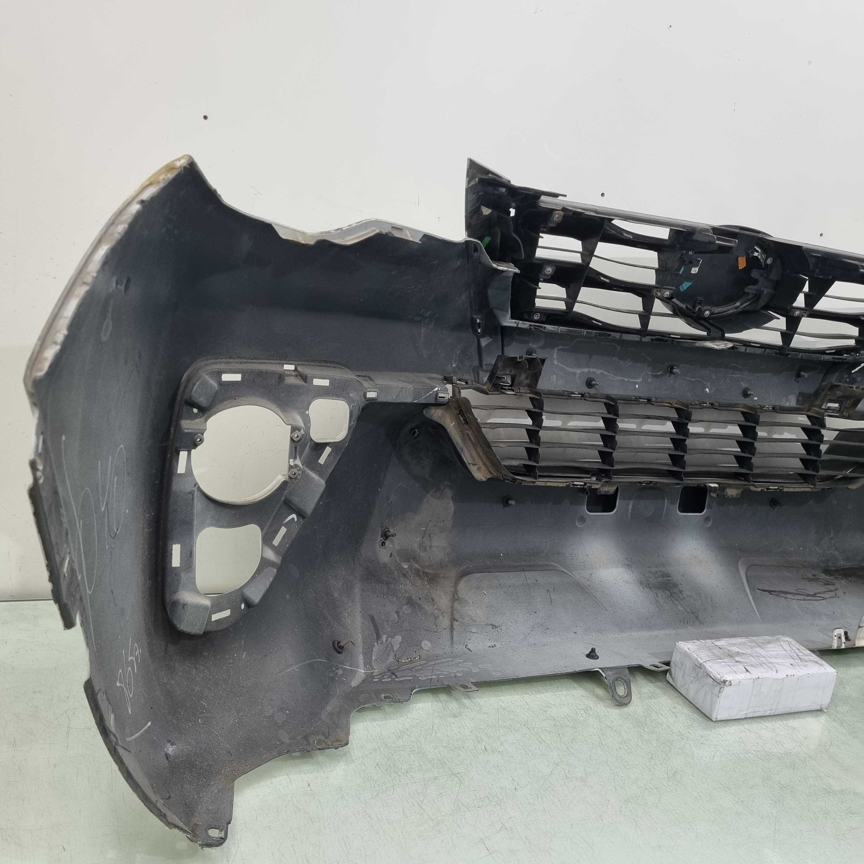 Para-choque Dianteiro Toyota Hilux Sw4 2017 / 2020 Seminova. 5