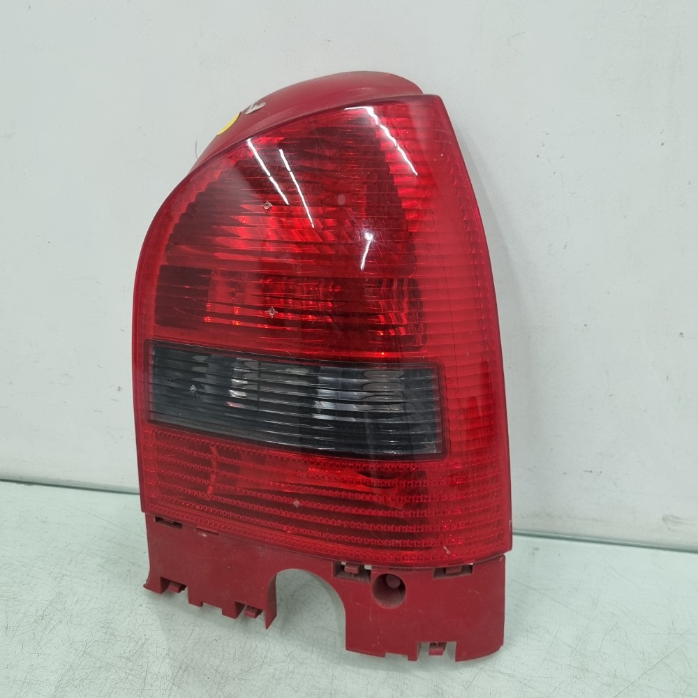 Lanterna Do Lado Direito Volkswagen Gol G3 2001/2005 Direito/passageiro 3