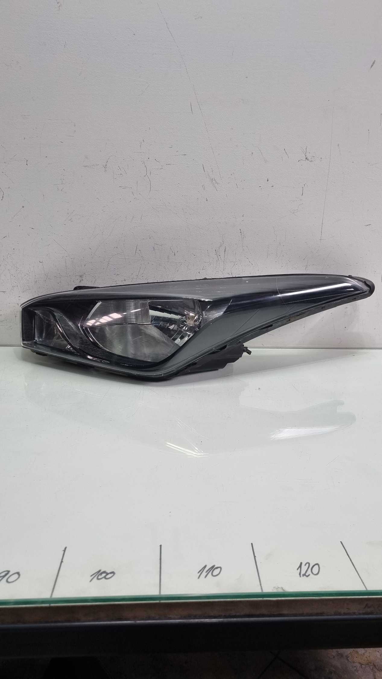 Farol lado esquerdo Hyundai Hb20 mascara negra 2013/2018 3