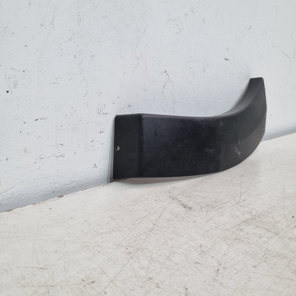 Moldura Lateral Traseira Volkswagen Saveiro G5 G6 2010/2016 3