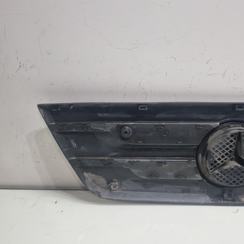 Grade Dianteira Mercedes-Benz Accelo 915 2012 2