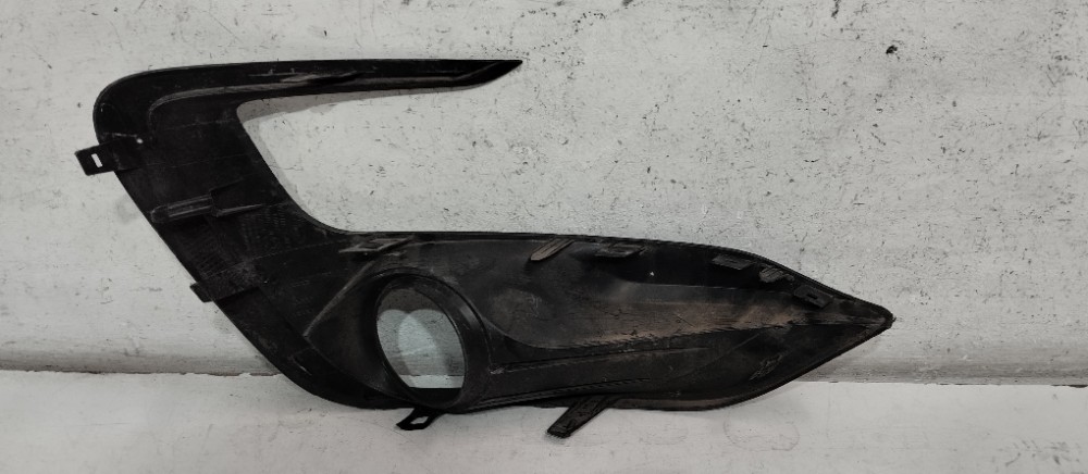 Moldura Farol De Milha Esquerdo Ford Ka 2018/2020 Recuperado 3