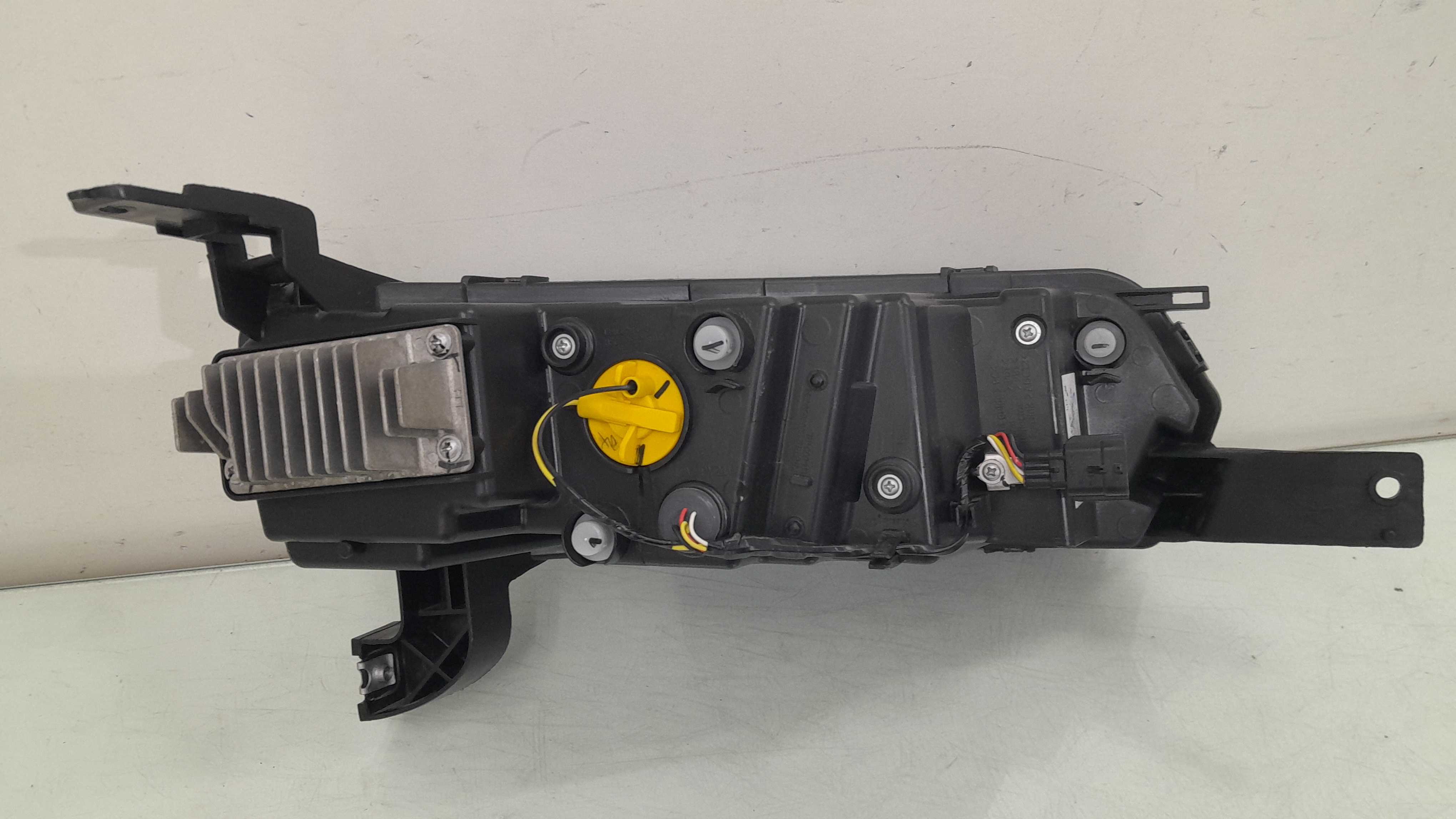 Farol Esquerdo Superior Renault Kwid 2022/25 Original Recup. 5