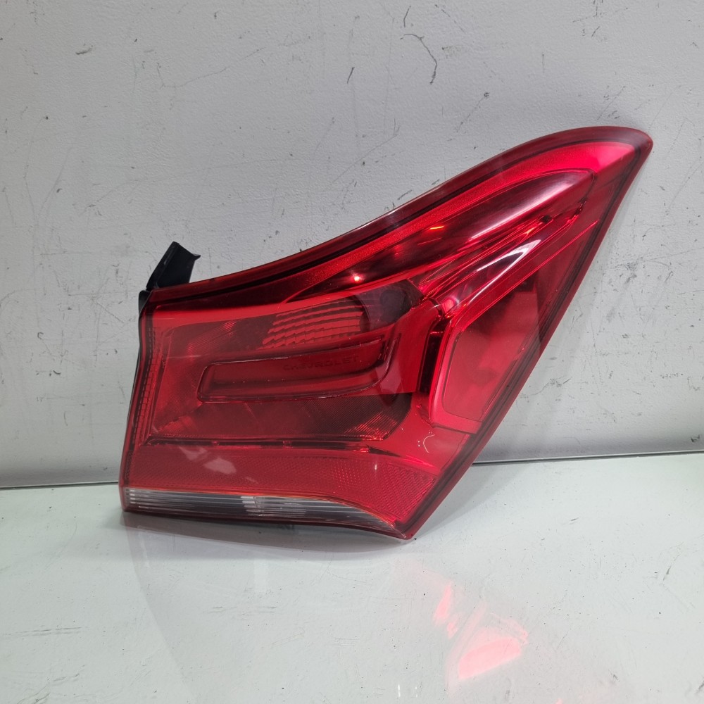 Lanterna Do Lado Direito Chevrolet Prisma Modelos 2017/2019 Direito/passageiro 2