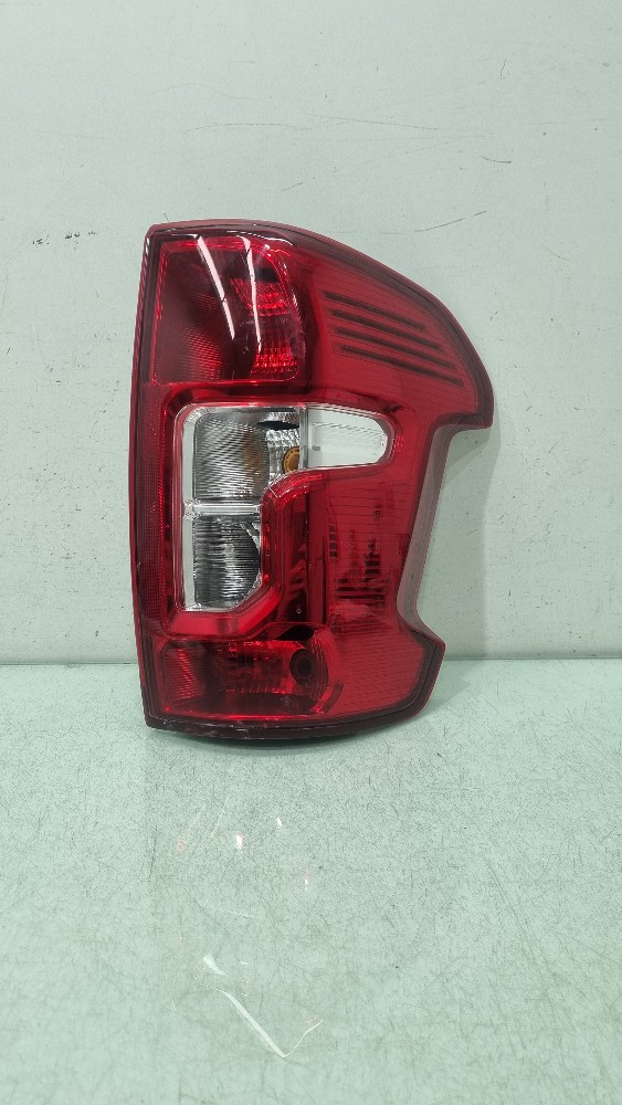 Lanterna Direito Fiat Titano Modelo 2024/2026 Direito/passageiro 1