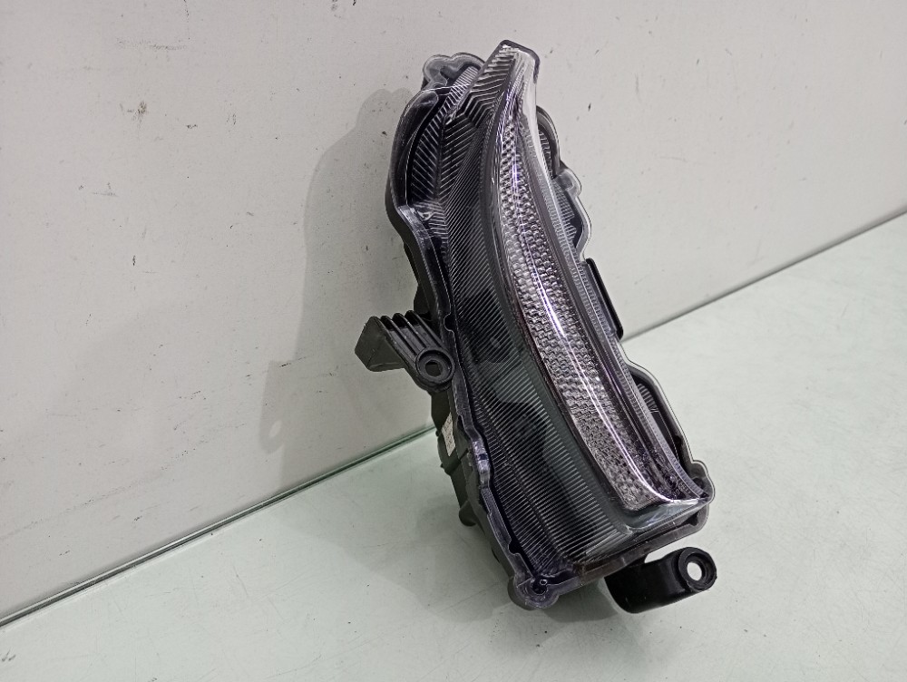Farol De Milha Direito Yaris 2023/2024 Original E Seminovo. Transparente 3