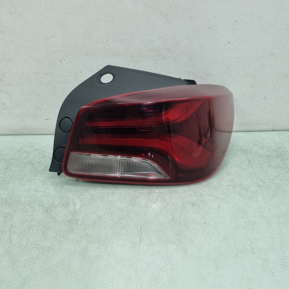 Lanterna Direita Sem LED Chevrolet Onix Hatch 2020/2024 1