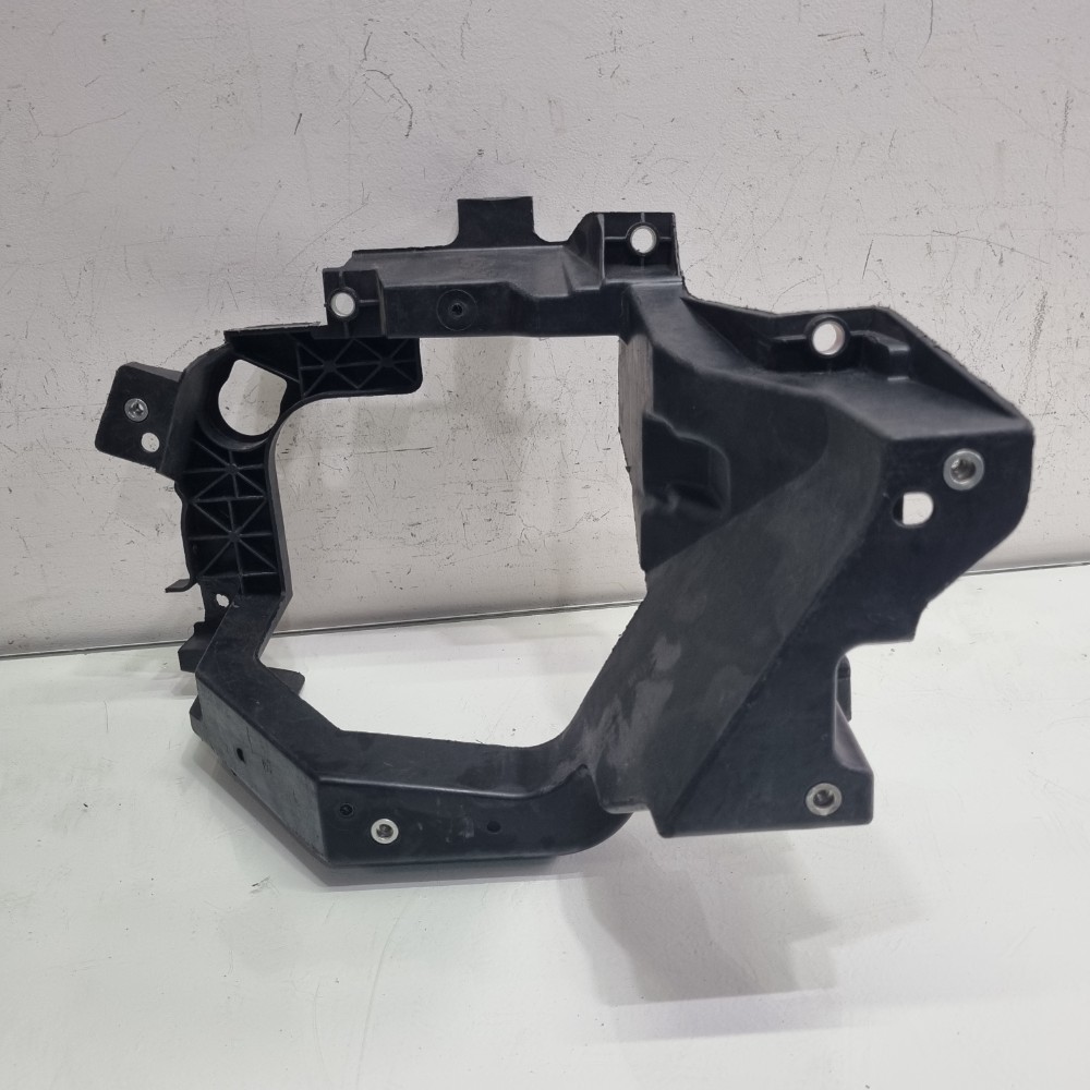 Suporte Direito do Farol Inferior Fiat Toro 2016–2024 Original 2