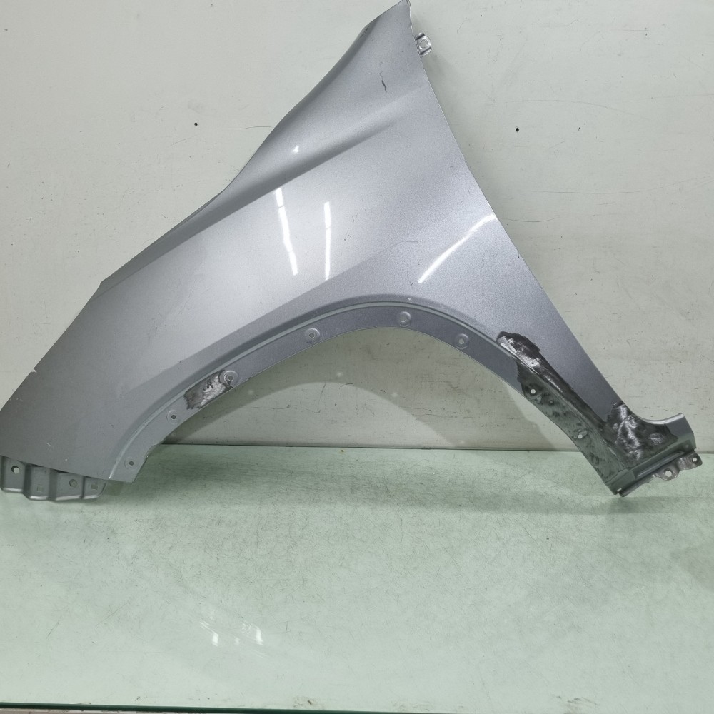 Paralama Esquerdo Toyota Hilux Sw4 2016 À 2021 1