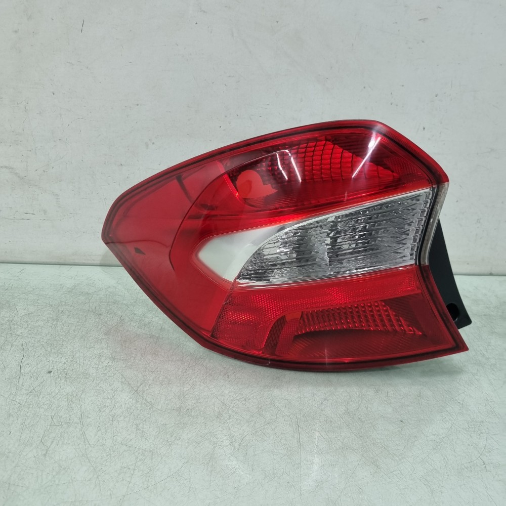 Lanterna Esquerda Ford KA sedan 2018/2022 Recuperada 1