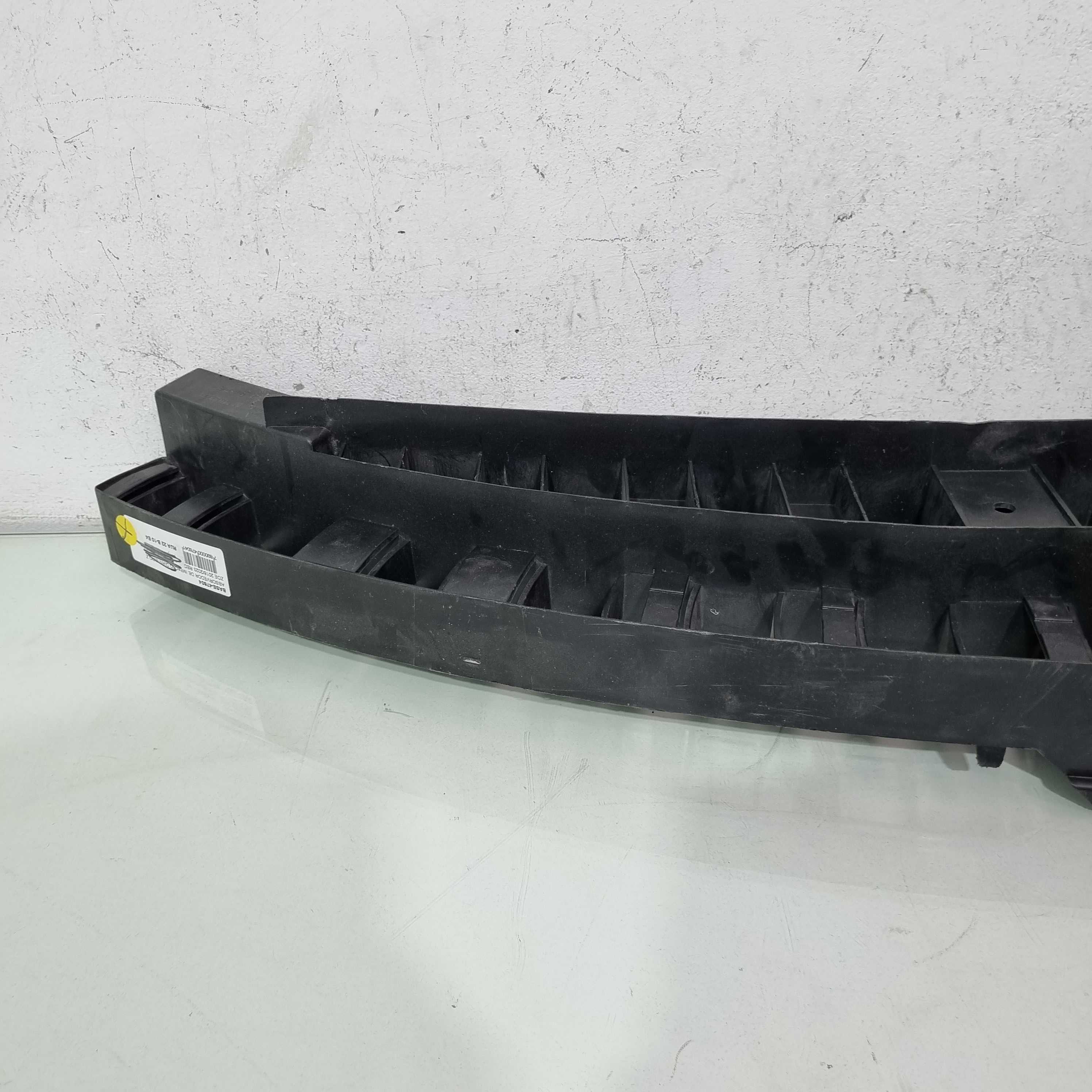 Absorvedor Impacto Traseiro Renault Zoe 2016/2023 C/detalhe 3