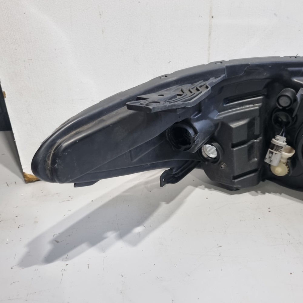 Farol Com Led Do Lado Esquerdo Chevrolet Ônix 2017/2019 Esquerdo/motorista 7