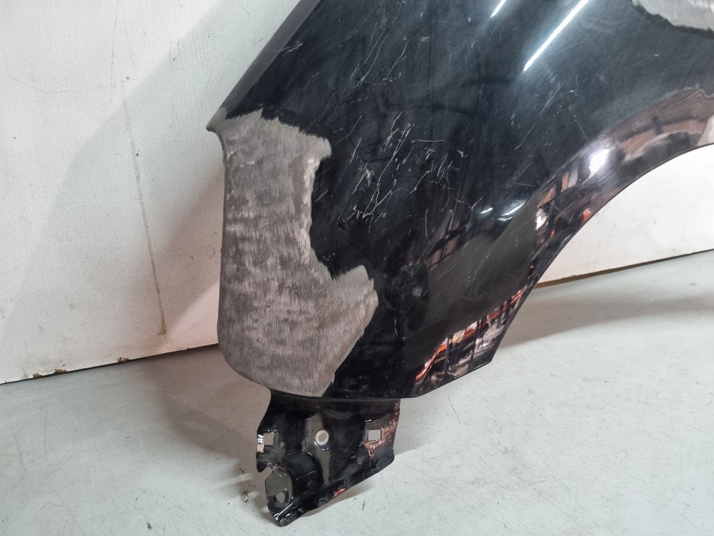Paralama Lado Esquerdo Nissan March Modelos 2016/2019 2