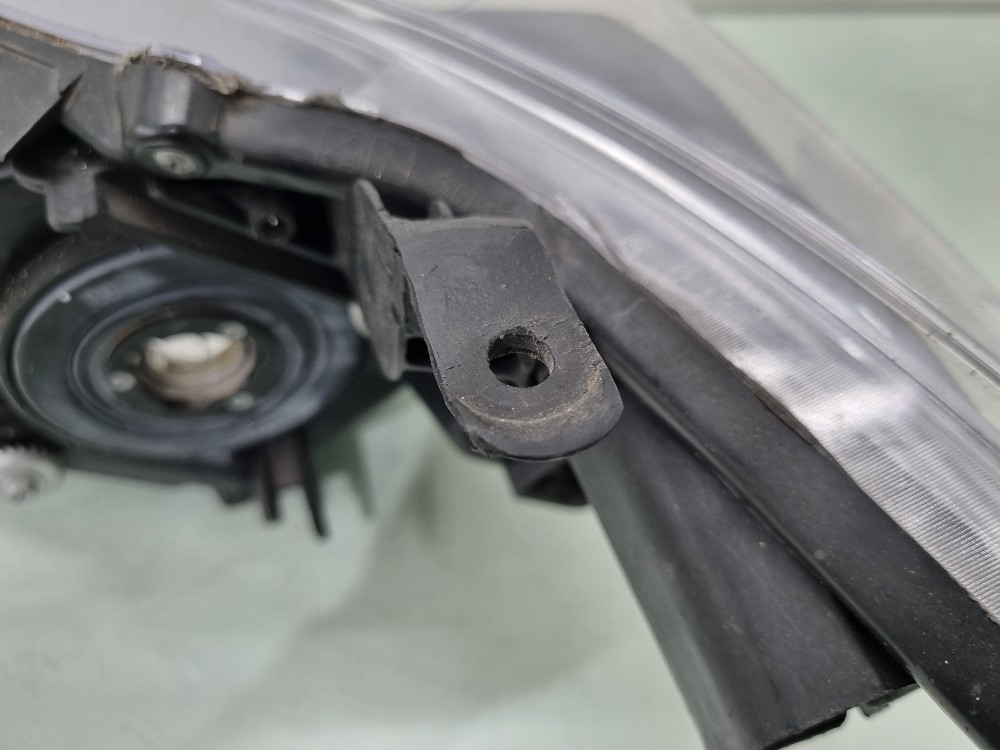 Farol Direito Fume Toyota Corolla 2011/2014 Direito/passageiro 8
