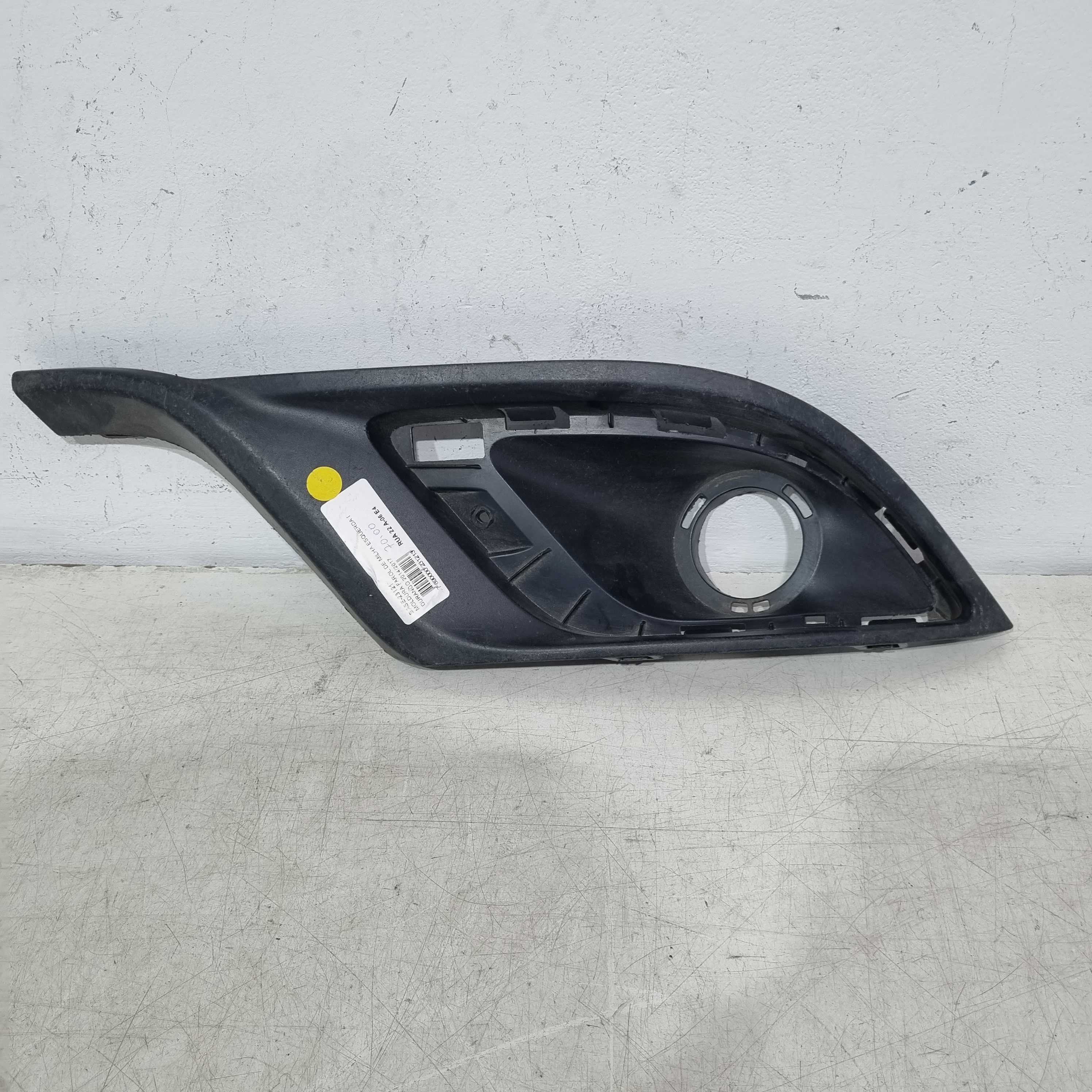 Farol De Milha Esquerdo Dodge Durango Modelos 2014/2017