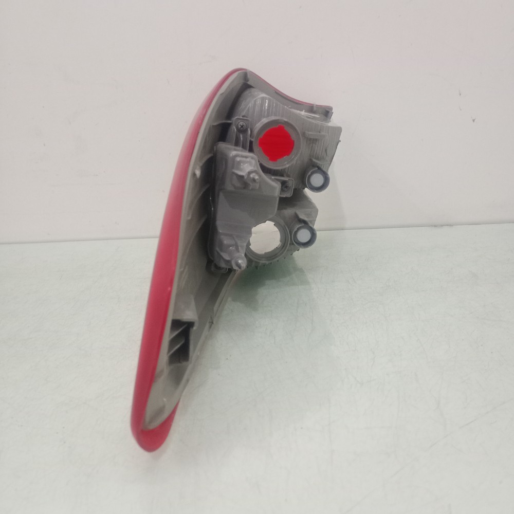 Lanterna Esquerda  Hyundai Hb20 Sedan  2013/2016 Recuperado. Esquerdo/motorista 2