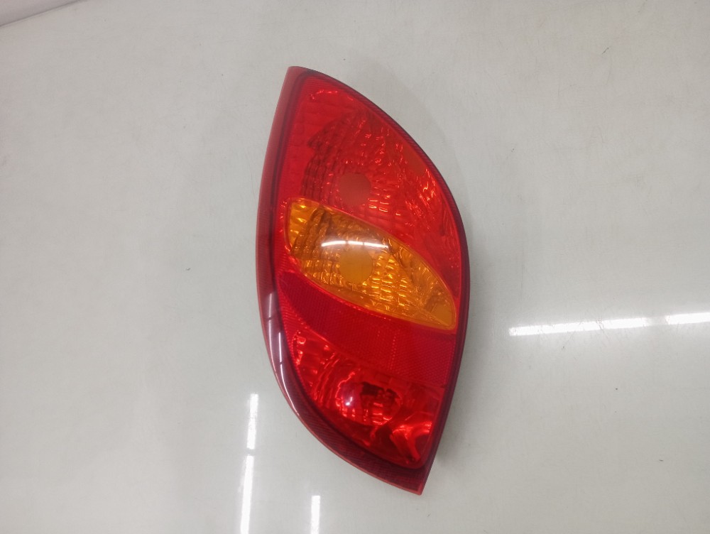 Lanterna Esquerda Chevrolet Celta 2001/2006 Recuperado 1