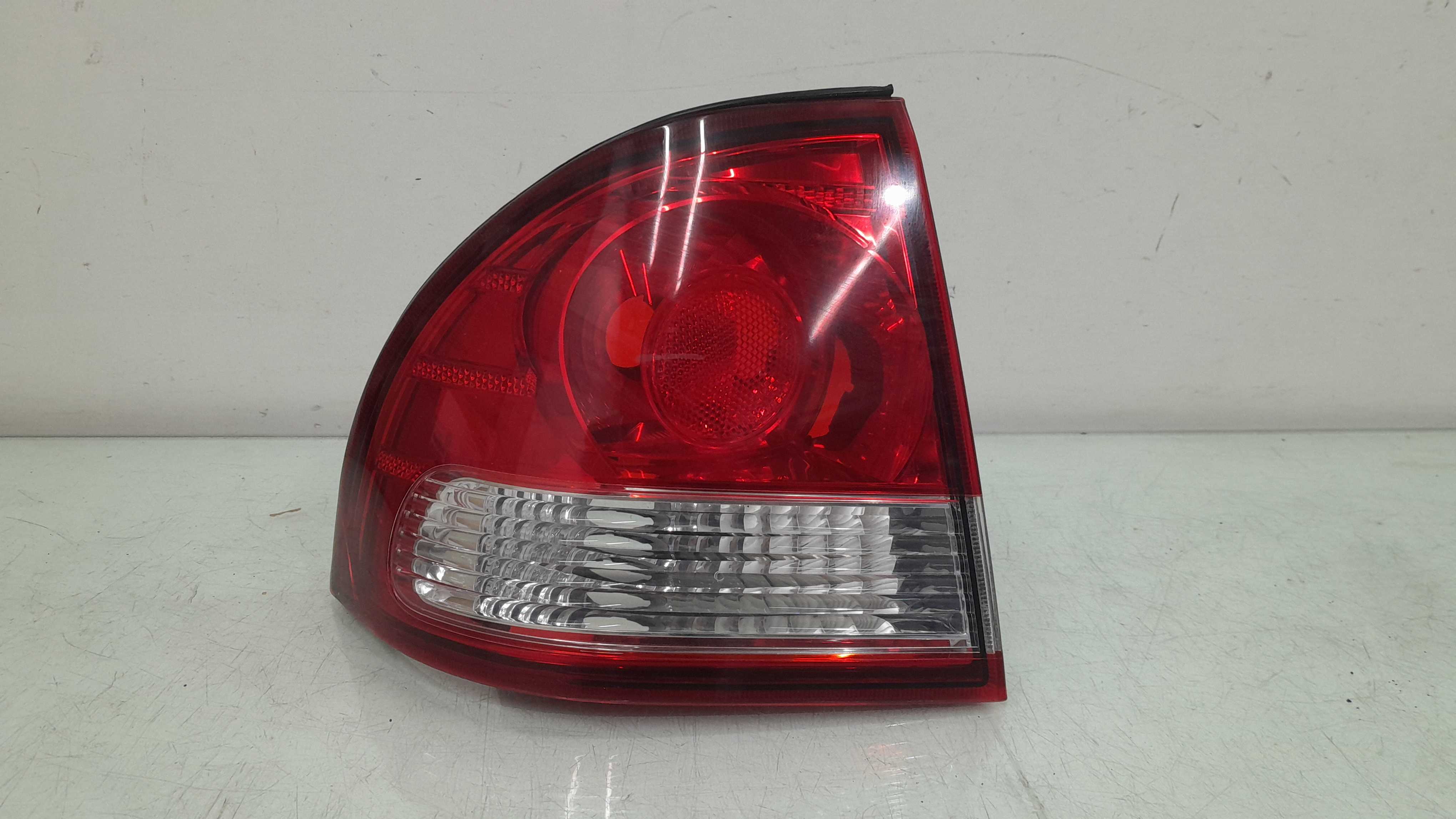 Lanterna esquerda Corsa Classic 2011/2014 original Rec