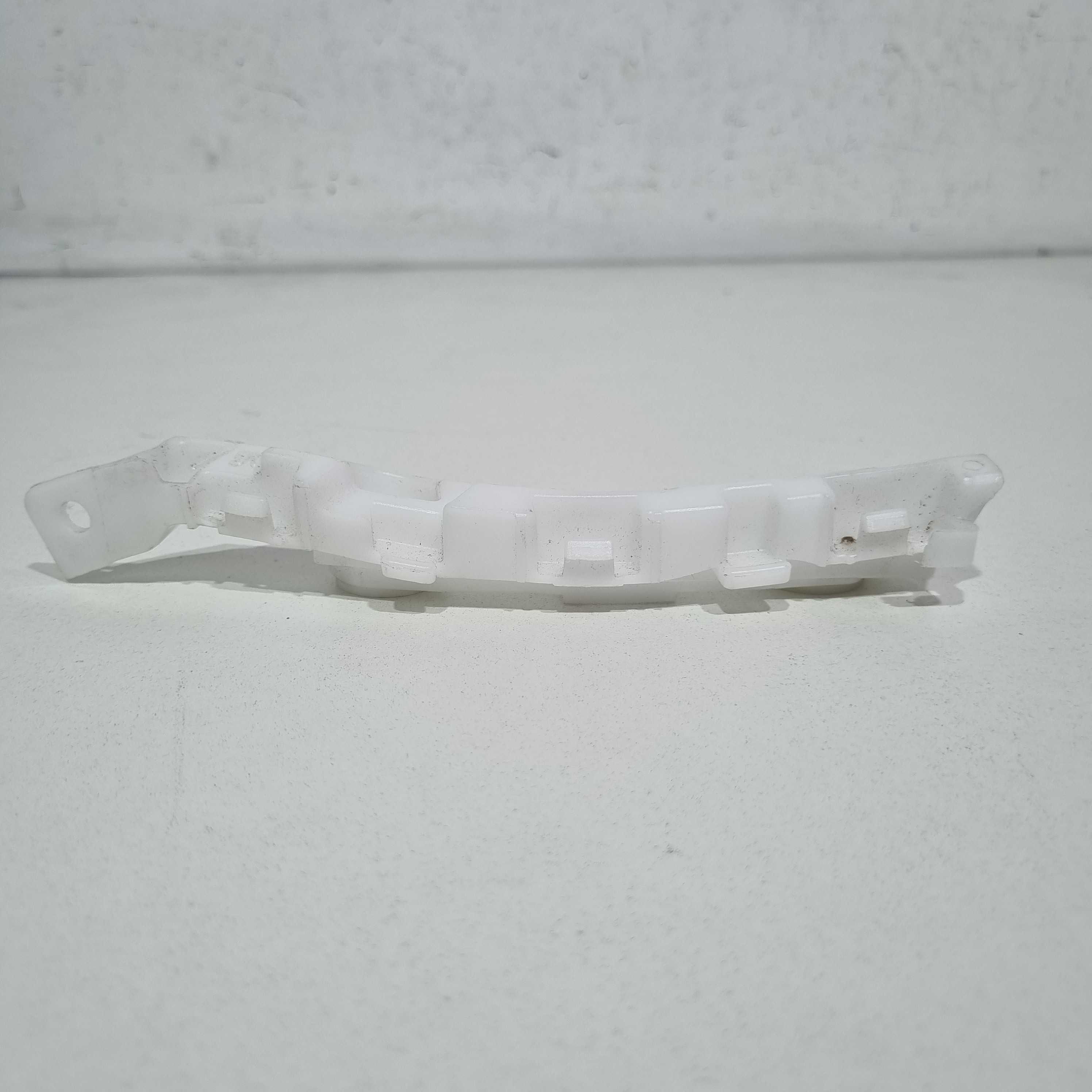 Guia Esquerda Parachoque Dianteiro Vw Gol G6 2011/2015 2
