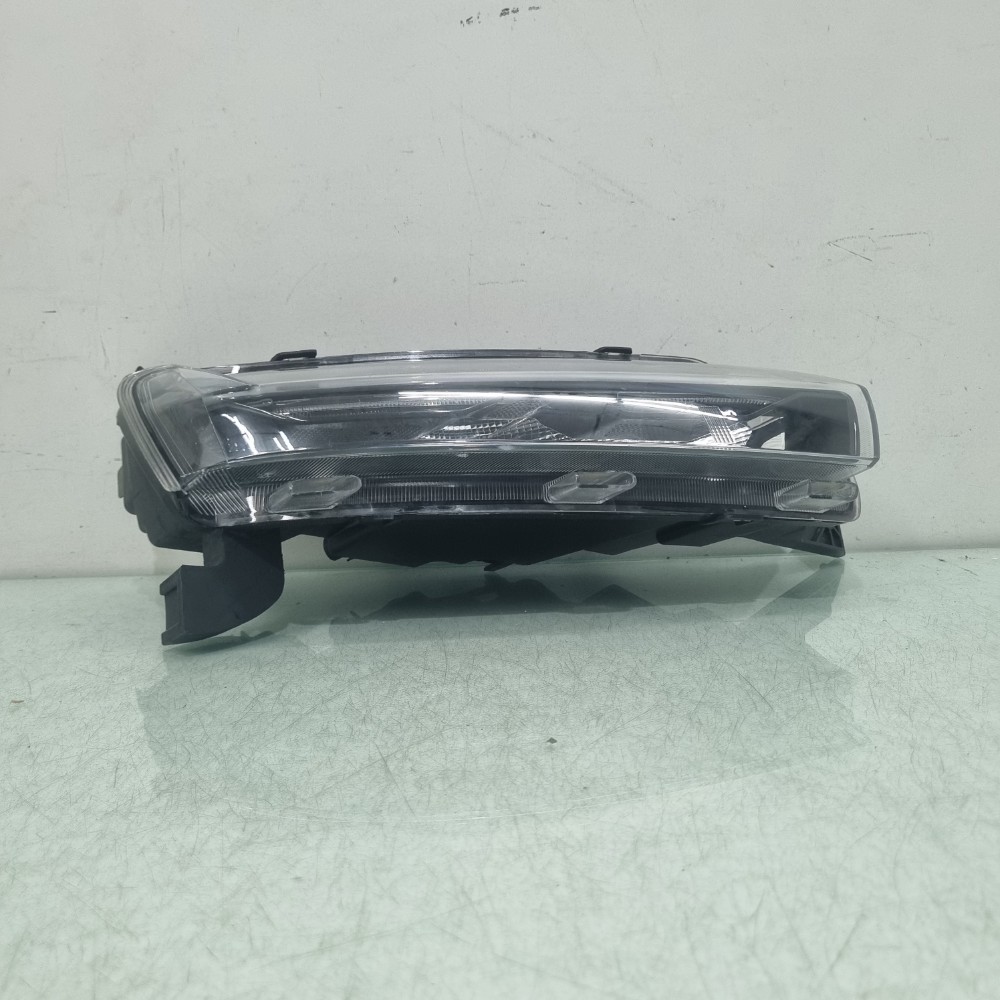 Farol Do Lado Direito Superior Renault Kwid 2023/2025 Direito/passageiro