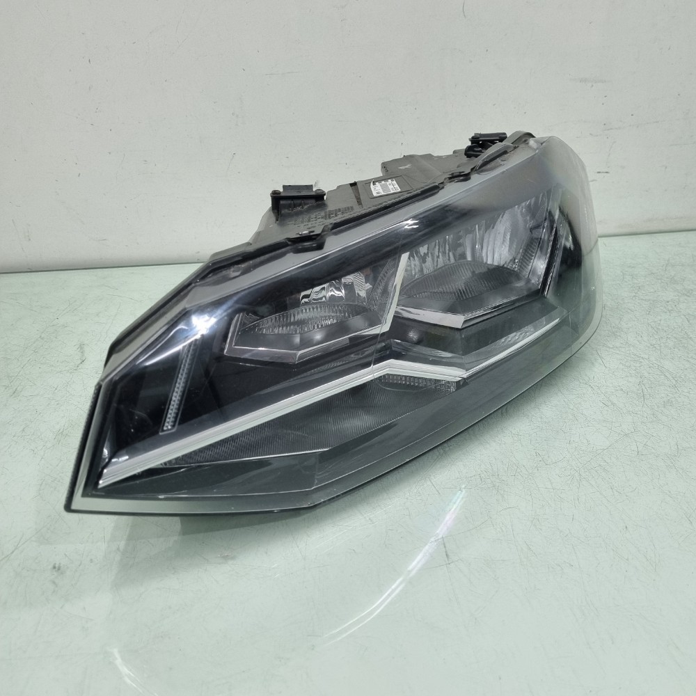 Farol Esquerdo Friso Cromado Vw Polo 2017/2021 Recuperado. Esquerdo/motorista 2