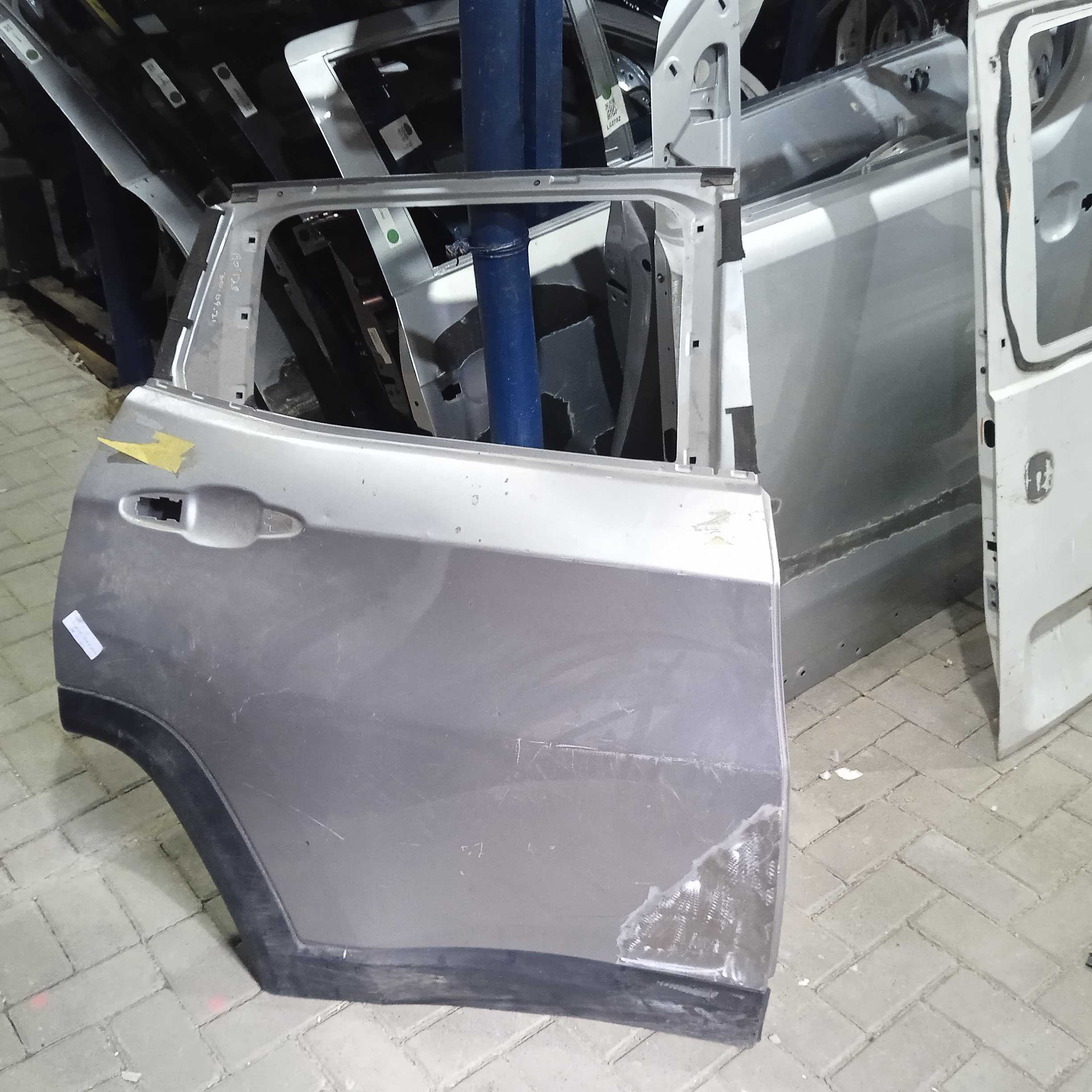 Porta Traseira Direito Renegade 2016 A 2024 1