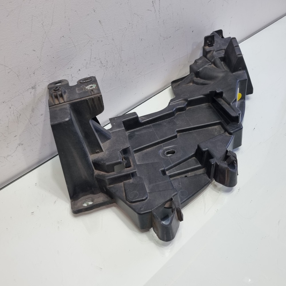 Suporte Do Farol Direito Renault Fluence 2011/2019 2