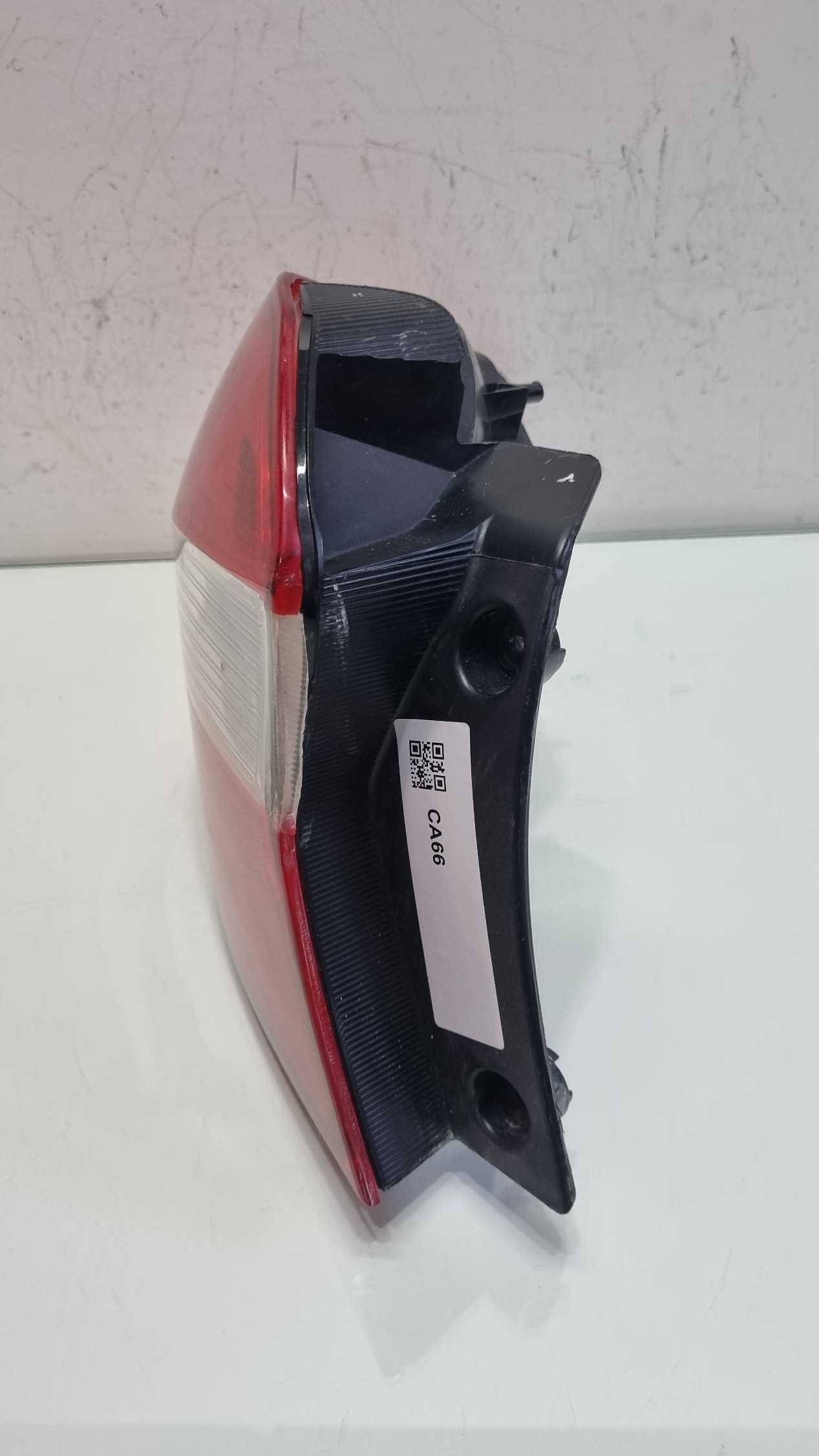 Lanterna lado esquerdo Ford KA Sedan modelo 2015/2018 5