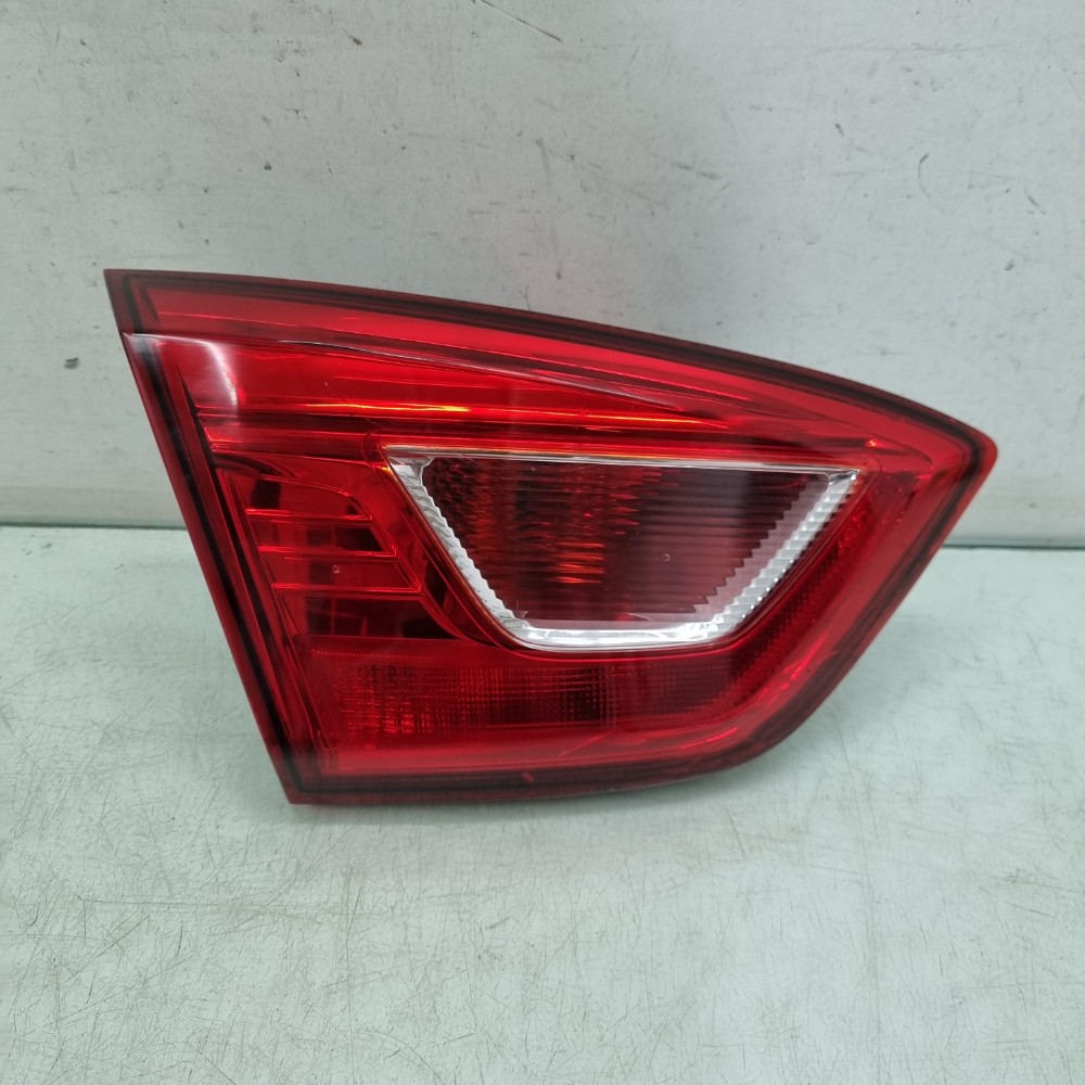 Lanterna Traseira Esquerda Chevrolet Cruze Sedan 2017/2019 Esquerdo/motorista Vermelho 1