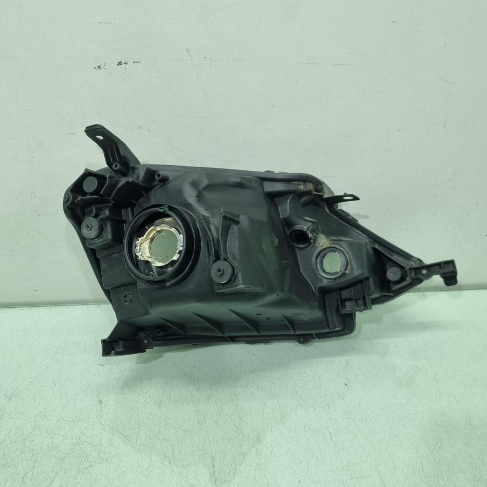 Farol Do Lado Esquerdo Máscara Negra Toyota Etios 2016/2020 Esquerdo/motorista 6
