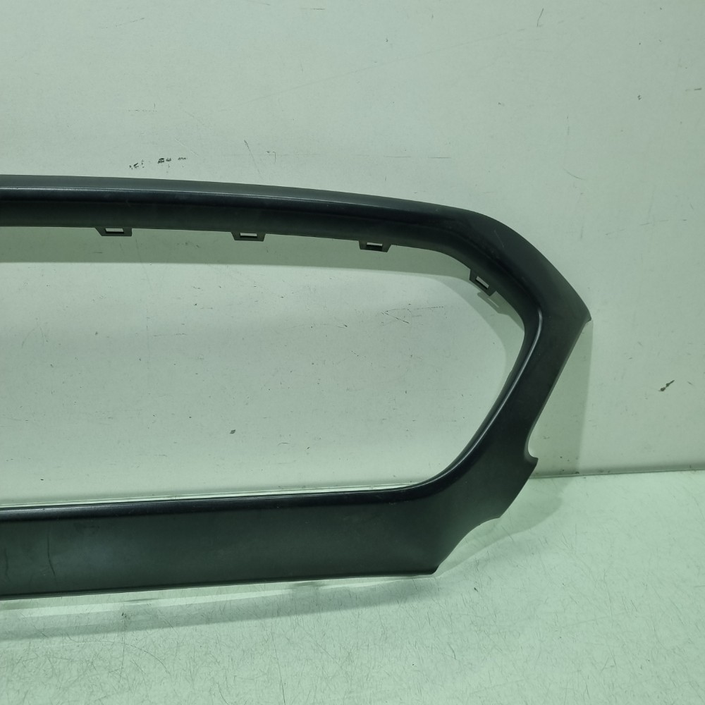 Moldura Da Grade Dianteira  Fiat Toro Modelos 2022/2024 3