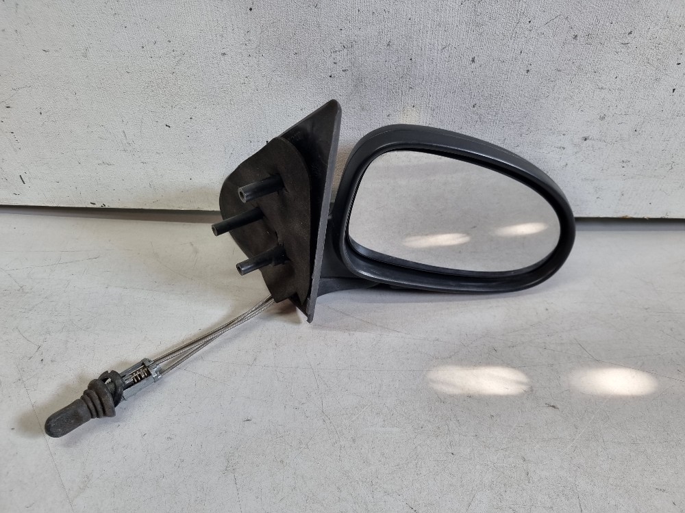 Retrovisor Direito Manual Volkswagen Gol G2 1995/1999 1
