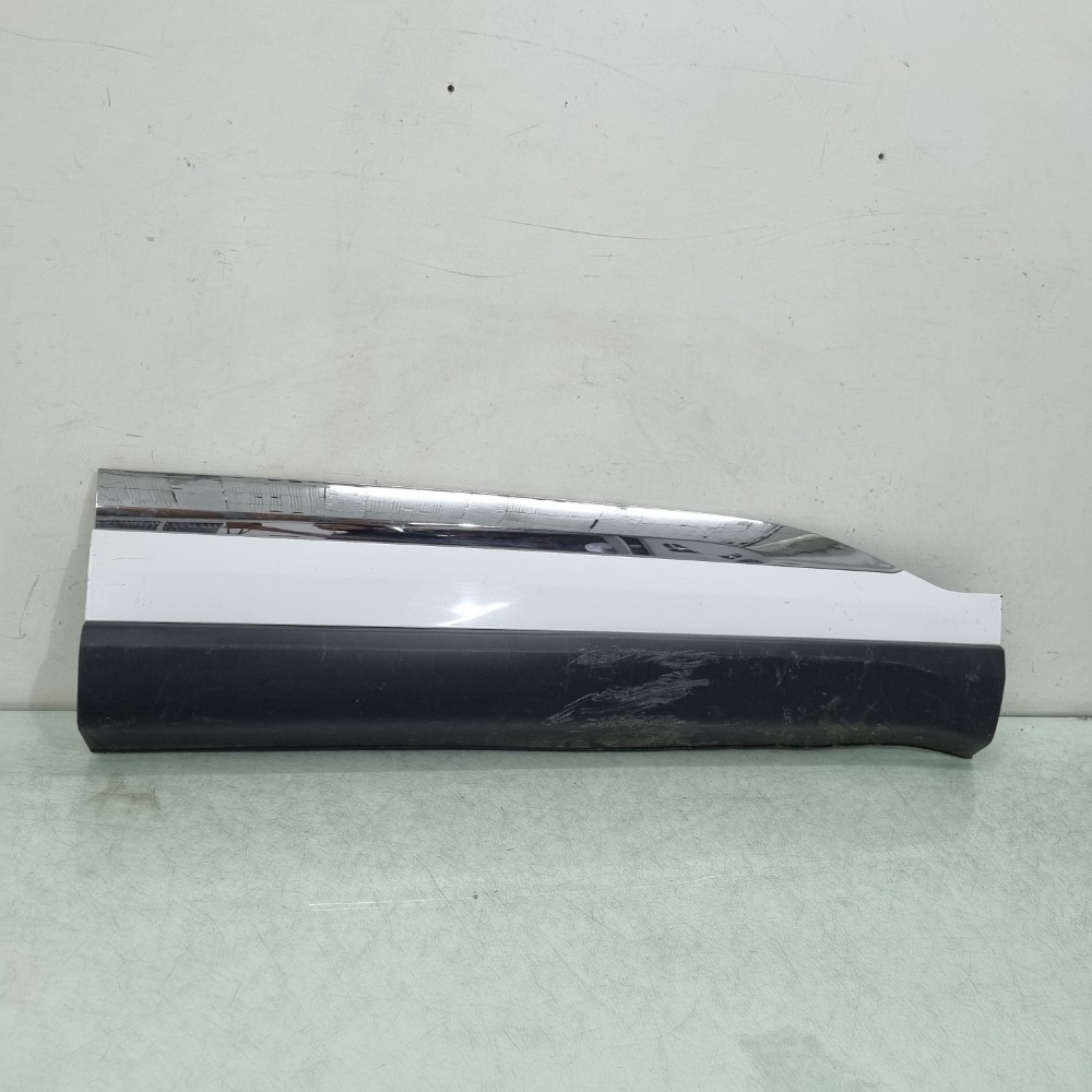 Friso Da Porta Dianteira Direita Chery Tiggo 8 2022/2024 2