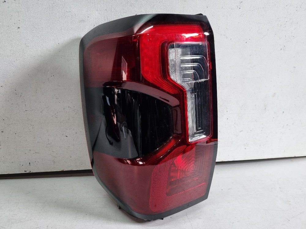 Lanterna Esquerda Ford Ranger 2023/2025 Recuperada 1