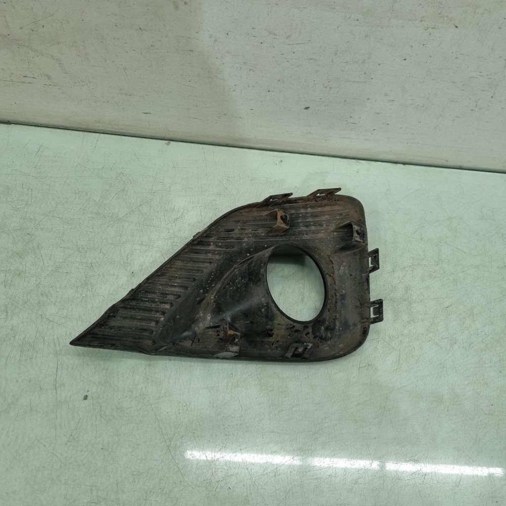 Moldura Do Cibié Esquerda Fiat Fiorino 2021/2024 Recuperada 4