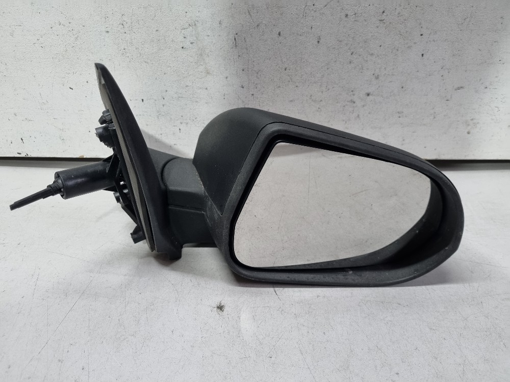Retrovisor Direito Manual Chevrolet Onix 2013/2016 1