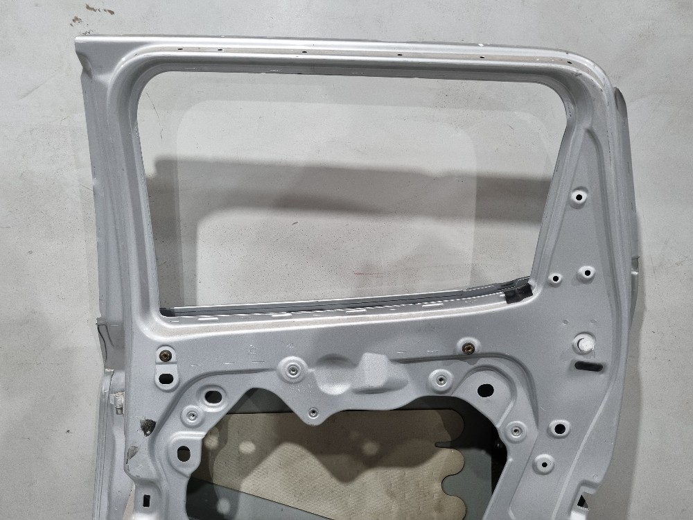 Porta Traseira Direita Fiat Toro 2016/2024 Traseira Direito 5