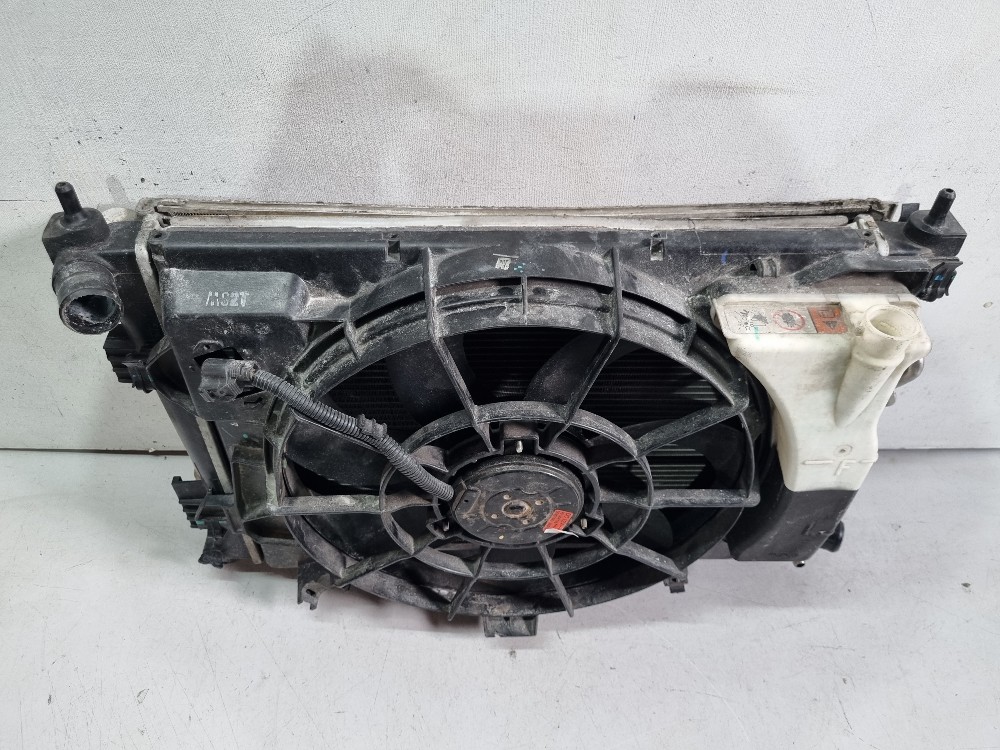 Kit Radiador Hyundai Veloster 2013/2019 Semi-novo 3