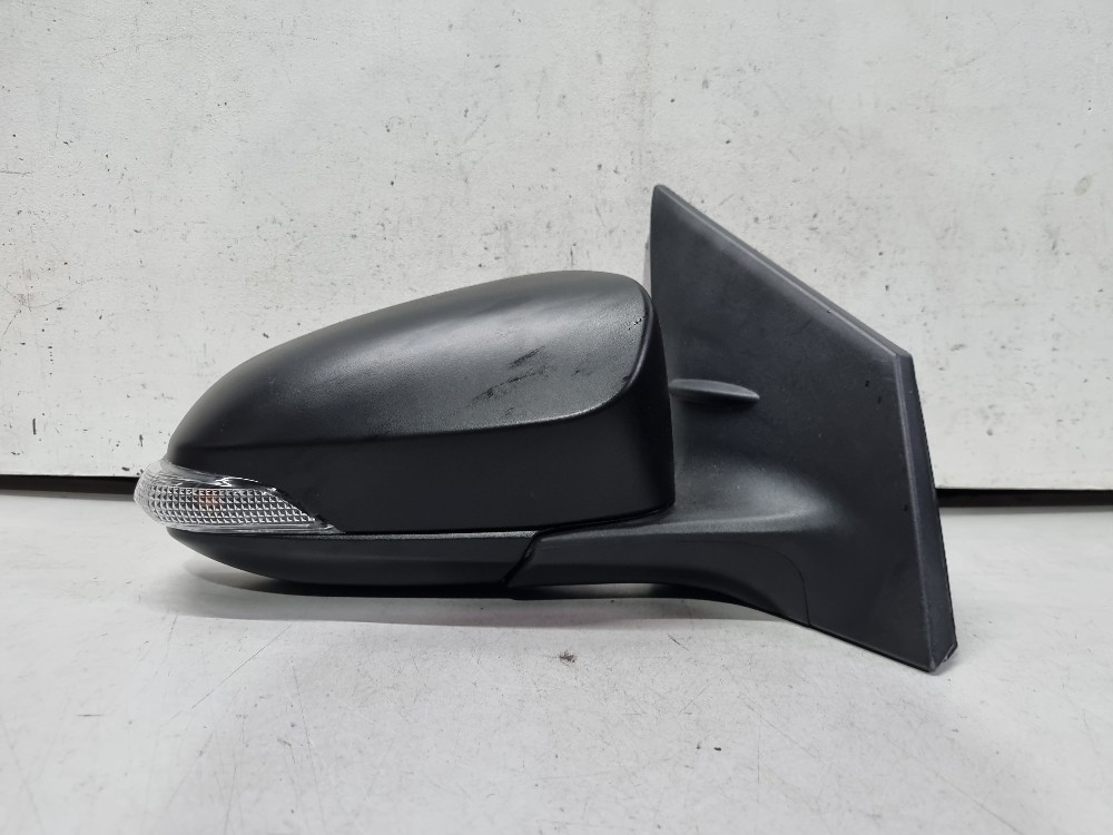 Retrovisor direito Toyota Corolla 2015/2018 semi-novo 3