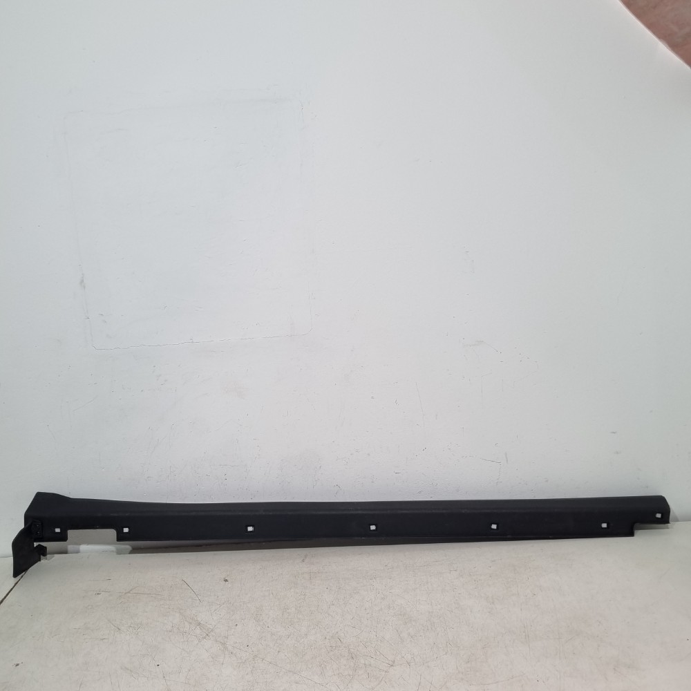 Spoiler Lateral Direito Hyundai Santa Fé Modelos 2017/2020 1
