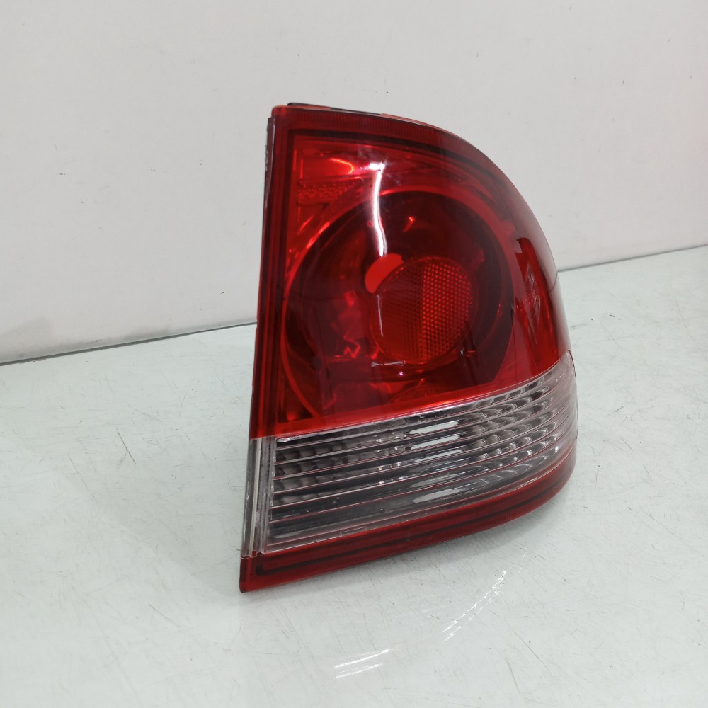 Lanterna Traseira Direita Chevrolet Classic 2010/2013 Direito/passageiro 2