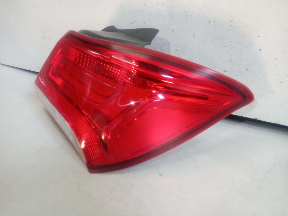 Lanterna Direita Chevrolet Onix 2017/2019 Original E Usado. Direito/passageiro 3