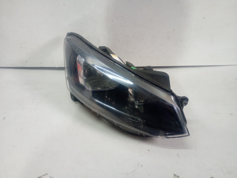 Farol Dianteiro Direito Volkswagen Fox 2015/2021 Direito/passageiro 3