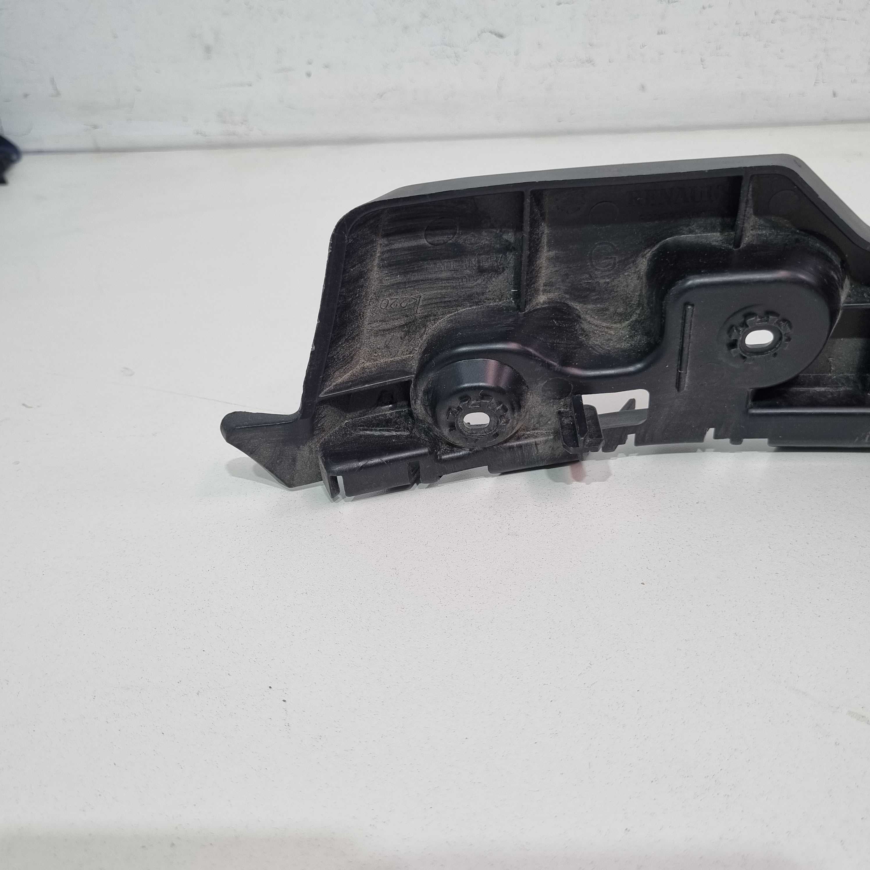Guia Parachoque Dianteiro Esquerdo Renault Duster 2013/2019 5